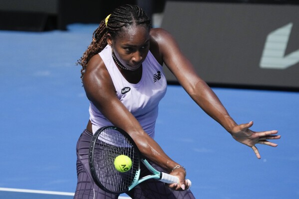 Sports australian hot sale open tennis